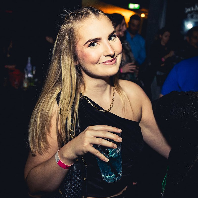 Mach90 meets 2000 // 25.12.24