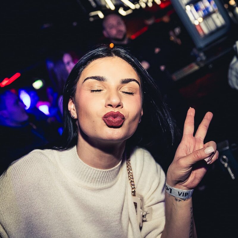 Mach Liebe // 14.02.25