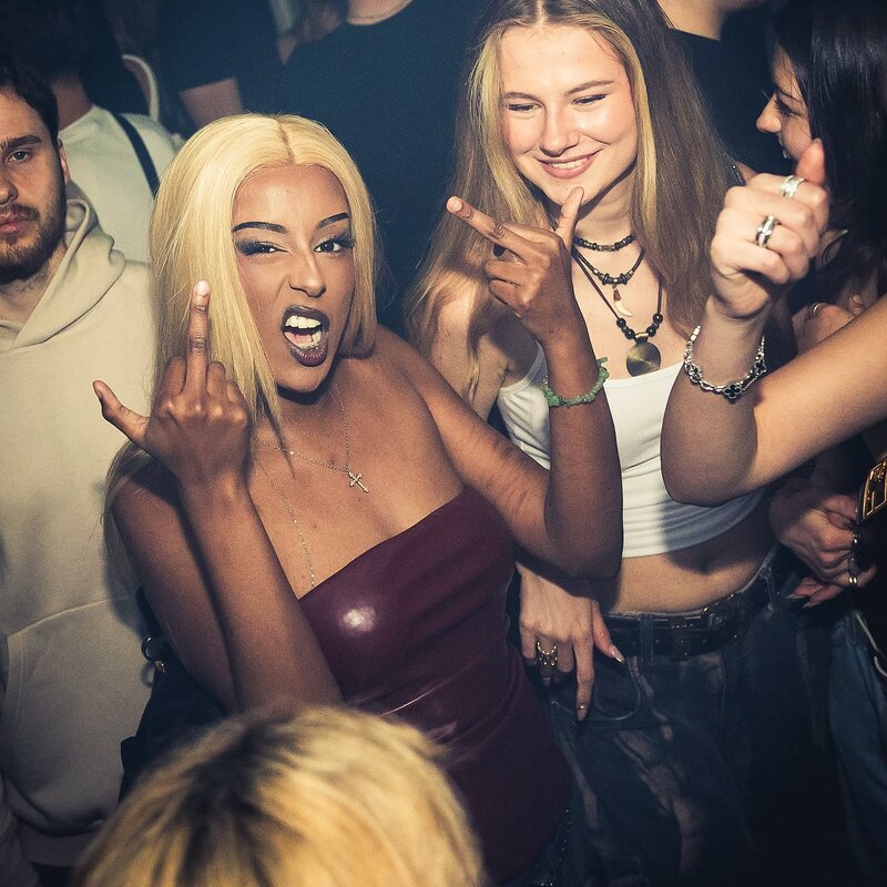 Trapaholics // 16.05.25