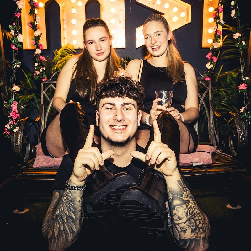 Saturday again // 09.11.2024 Saturday again // 09.11.2024